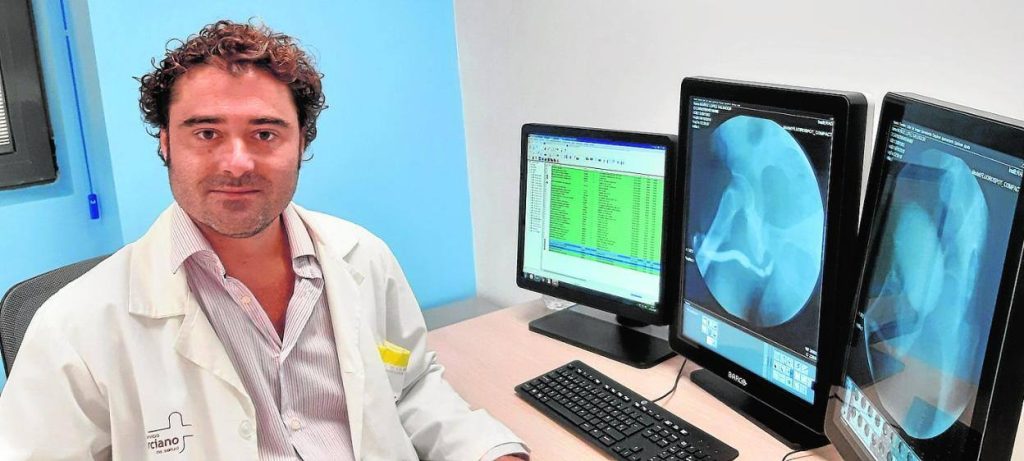 La UMU incorpora una técnica para diagnosticar la patología uretral, premiada por la Seram
